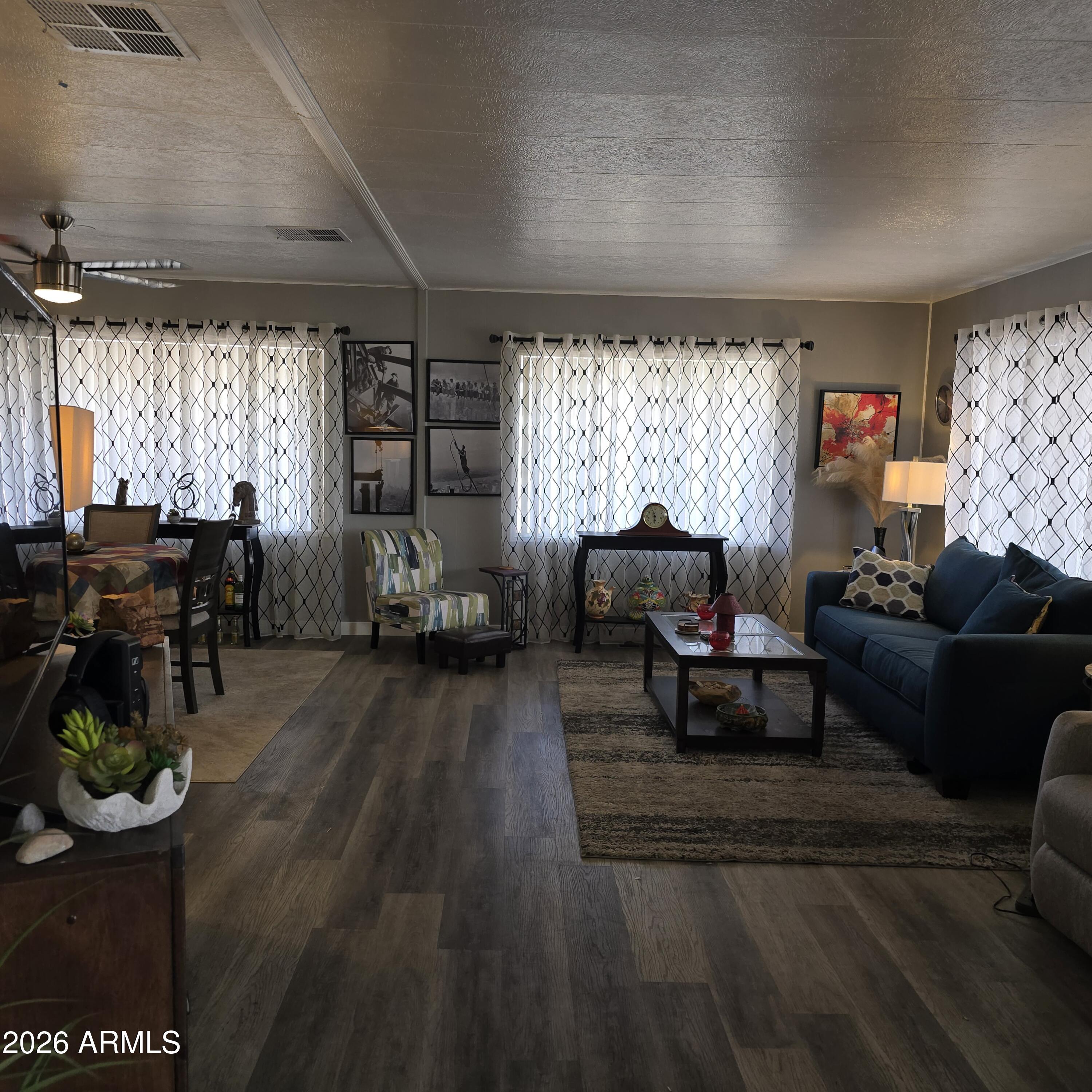 205 West Bell Road, Unit 293 Phoenix, AZ 85023 - Photo 4 of 40 20260310_104249