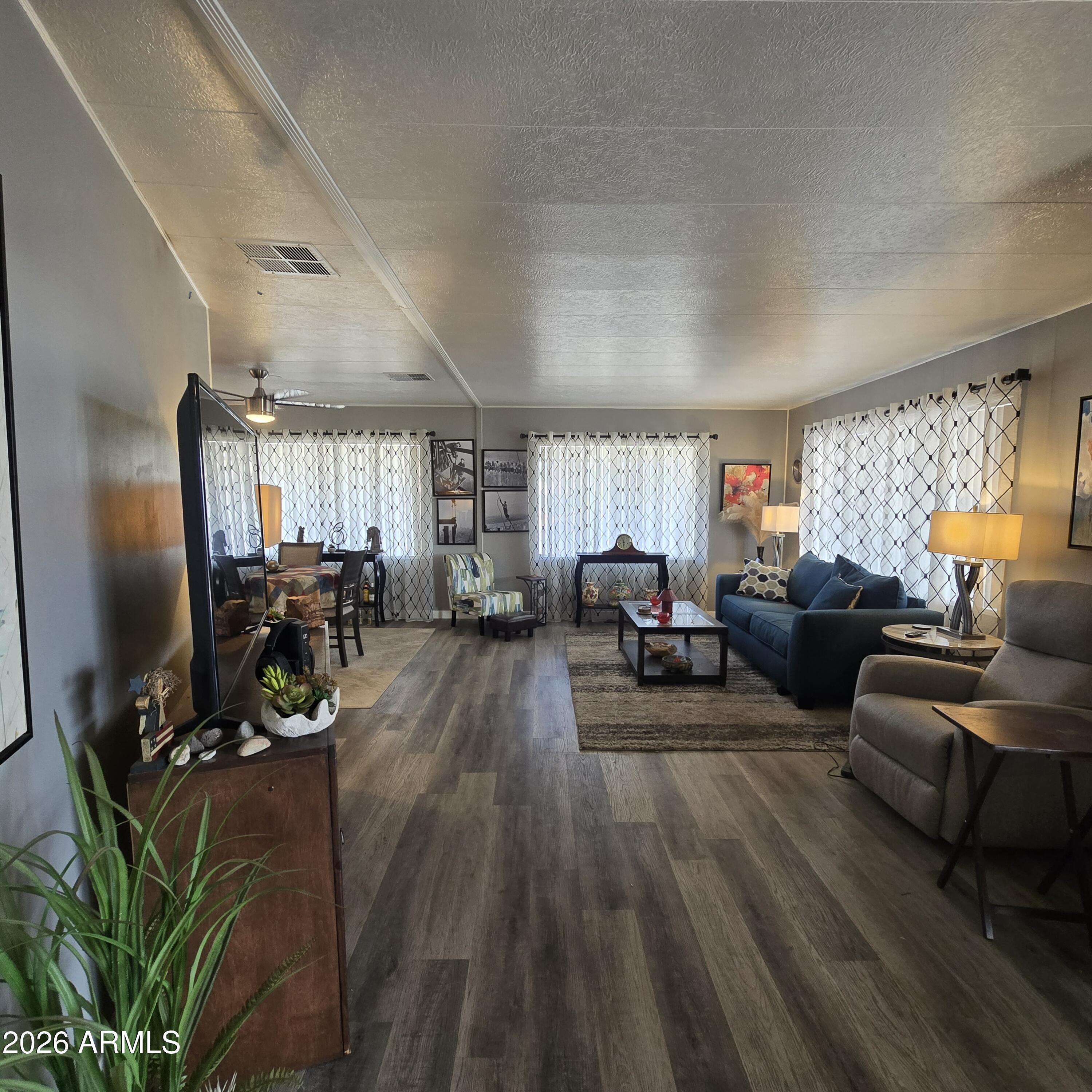 205 West Bell Road, Unit 293 Phoenix, AZ 85023 - Photo 5 of 40 20260310_104252