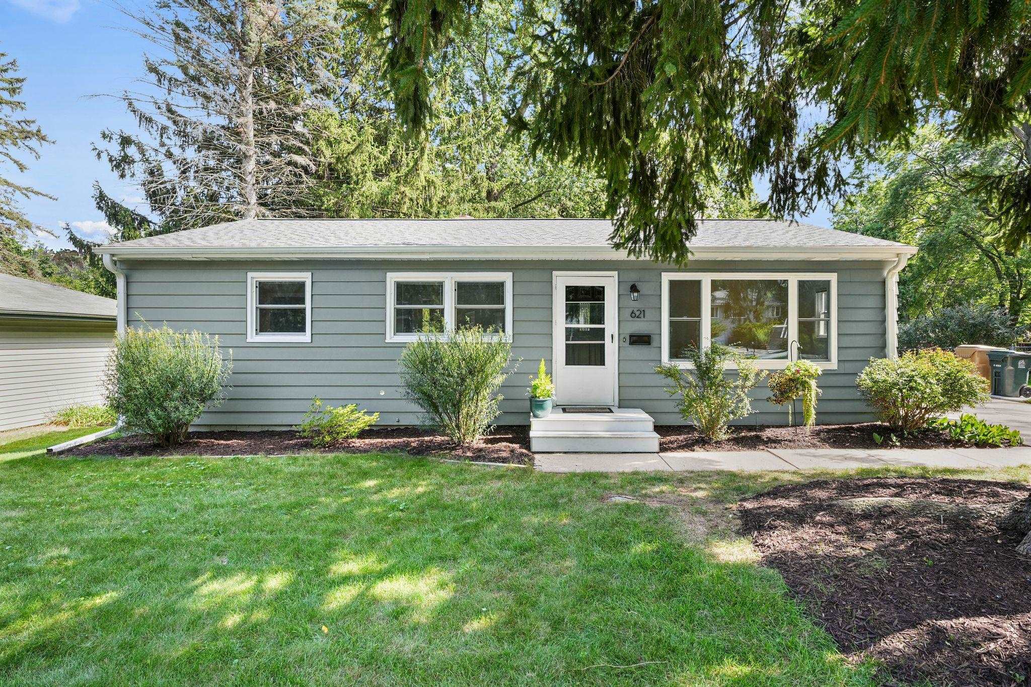 621 South Segoe Road Madison, WI 53711 - Photo 1 of 52 Gallery Image 1