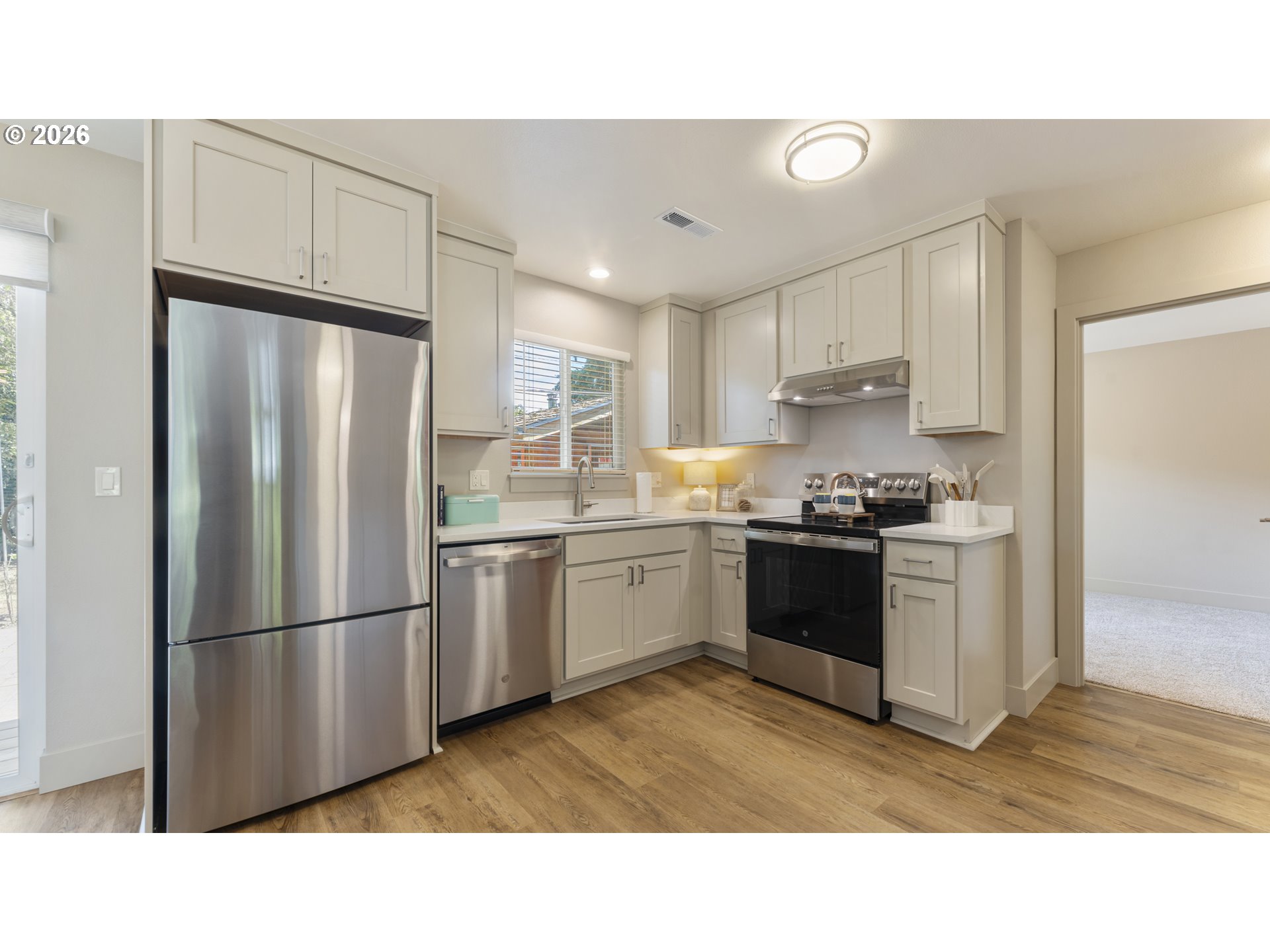 12845 Southwest Faircrest Street Portland, OR 97225 - Photo 34 of 35