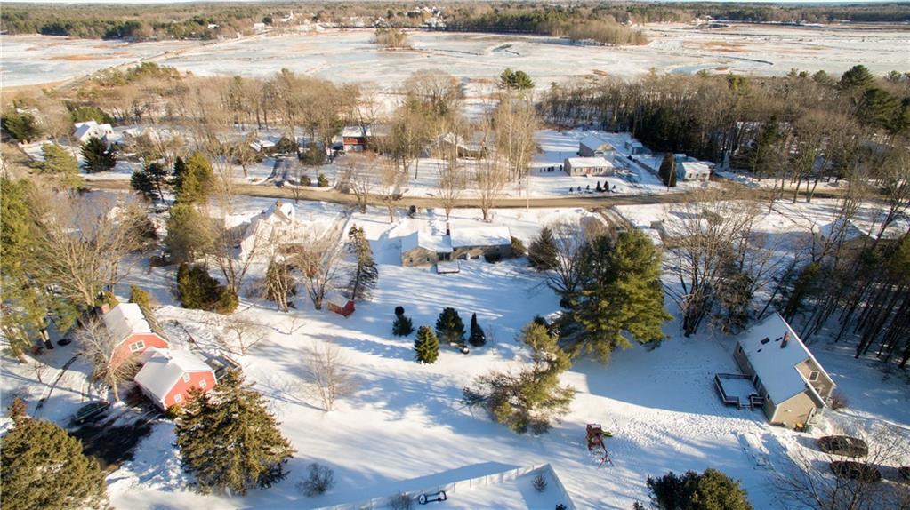 21 Winnocks Neck Road Scarborough, ME 04074 - Photo 3 of 35 Photo