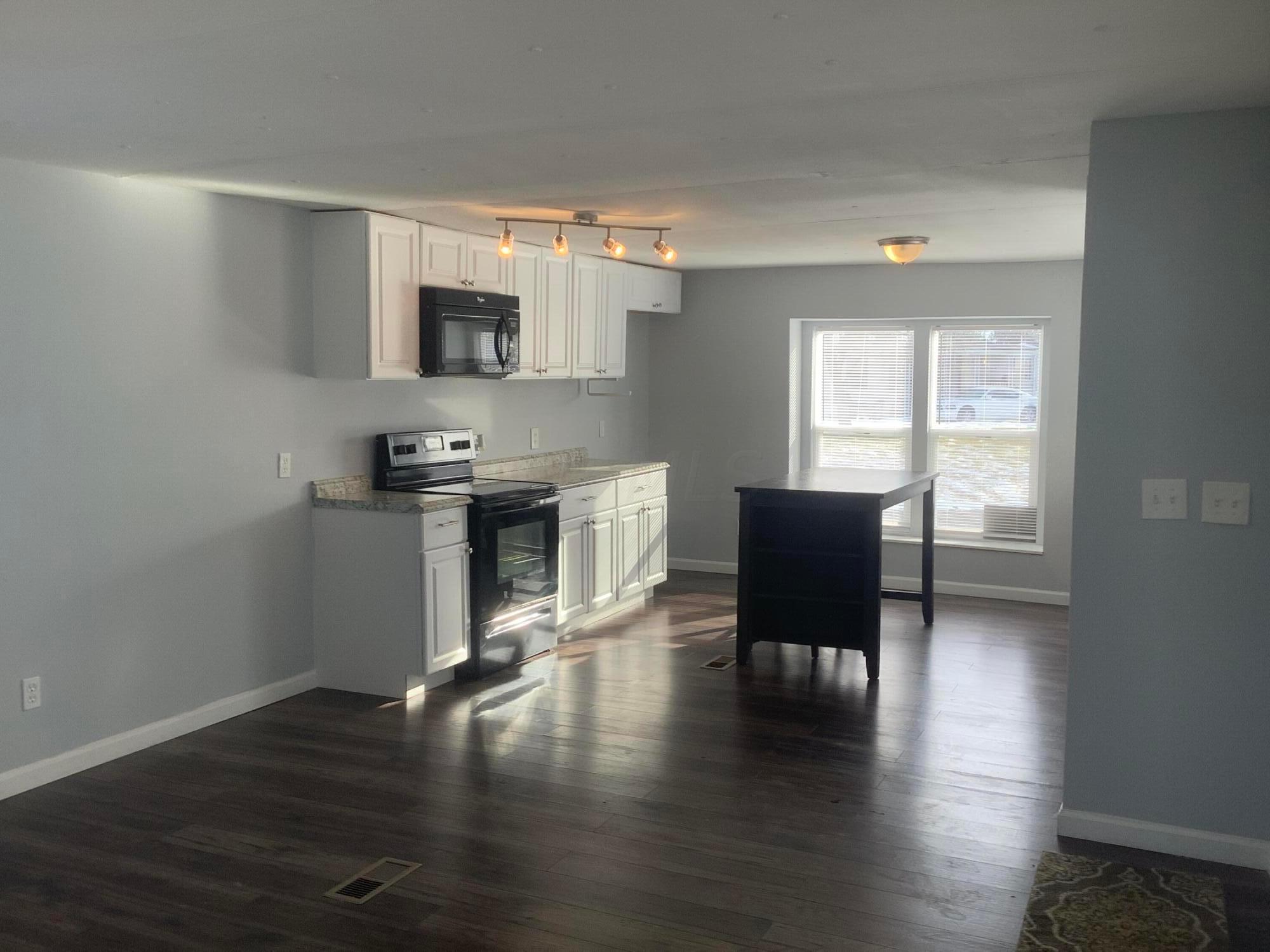 8565 Smith-Calhoun Road, Unit 26 Plain City, OH 43064 - Photo 5 of 20 C71D1580-216F-4AC2-BB4E-35B1BF4B84FE