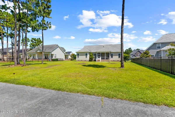 $415,000 | 417 Meadowland Circle, Maple Hill, NC 28454