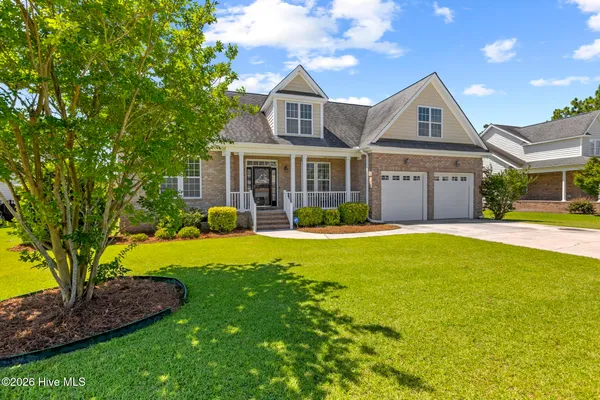 $415,000 | 417 Meadowland Circle, Maple Hill, NC 28454