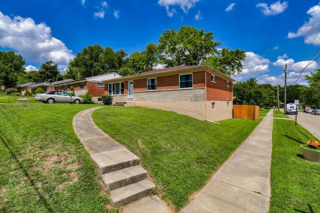 320 Riddle Road Woodlawn, OH 45215 - Photo 1 of 1