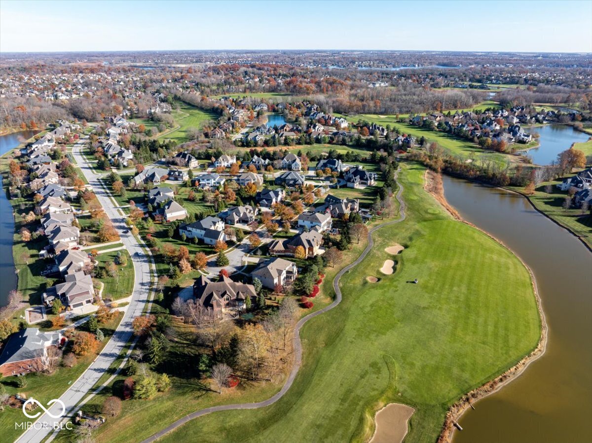 11959 Talnuck Circle Fishers, IN 46037 - Photo 4 of 143
