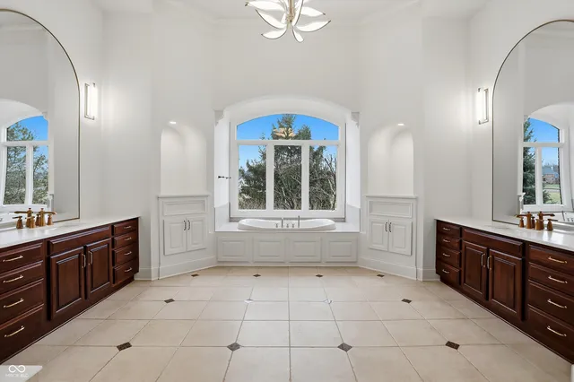 $1,875,000 | 11959 Talnuck Circle, Fishers, IN 46037