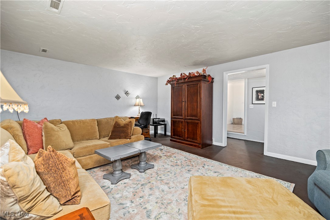 800 Cooper Foster Park Road Amherst, OH 44001 - Photo 12 of 39 Gallery Image 12
