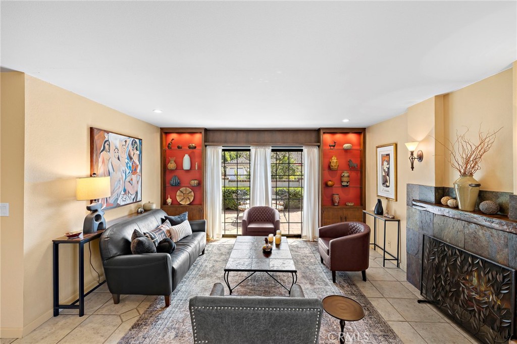 2556 Ridgecrest Lane Orange, CA 92867 - Photo 11 of 72