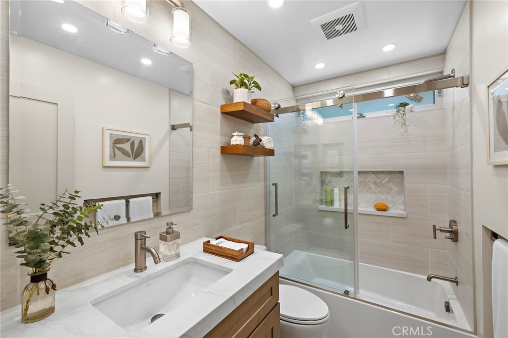 2556 Ridgecrest Lane Orange, CA 92867 - Photo 31 of 72