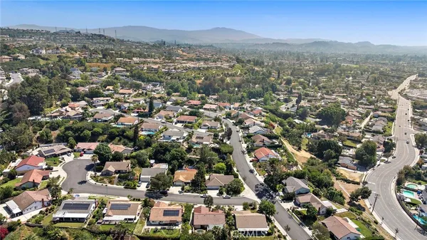 $1,449,000 | 2556 Ridgecrest Lane, Orange, CA 92867