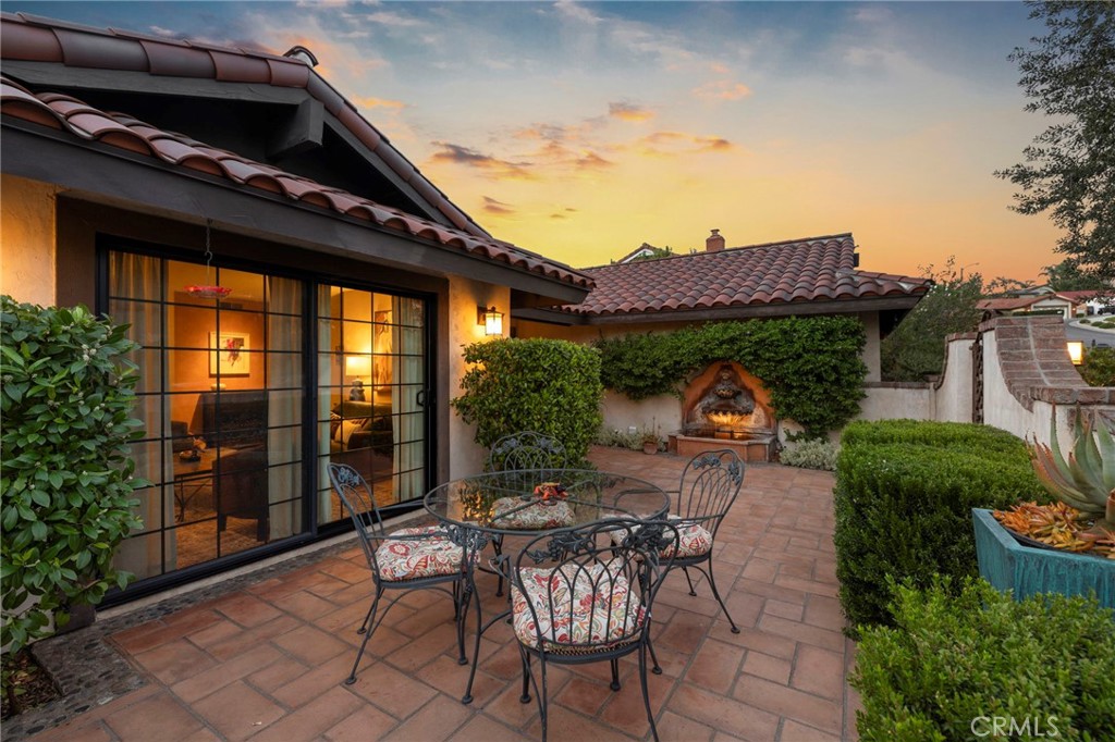 2556 Ridgecrest Lane Orange, CA 92867 - Photo 8 of 72