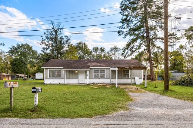 $1,350 | 340 Magnolia Drive, Houston, TX 77336