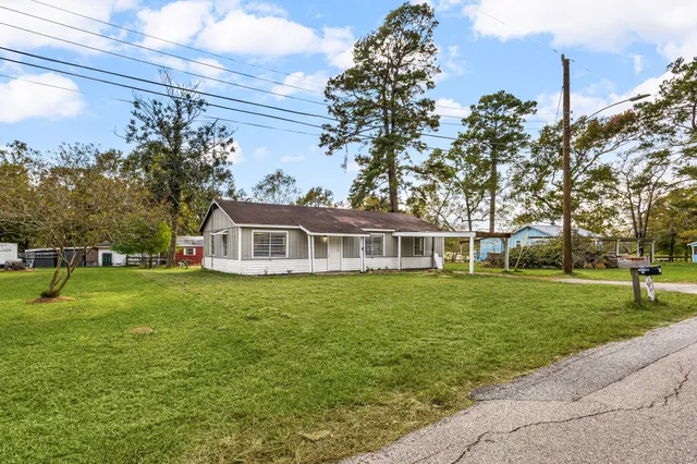 $1,350 | 340 Magnolia Drive, Houston, TX 77336