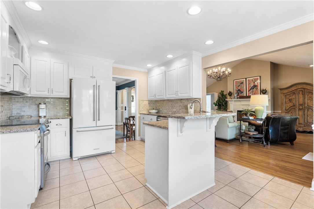 325 Smithfield Drive Anderson, SC 29621 - Photo 11 of 50