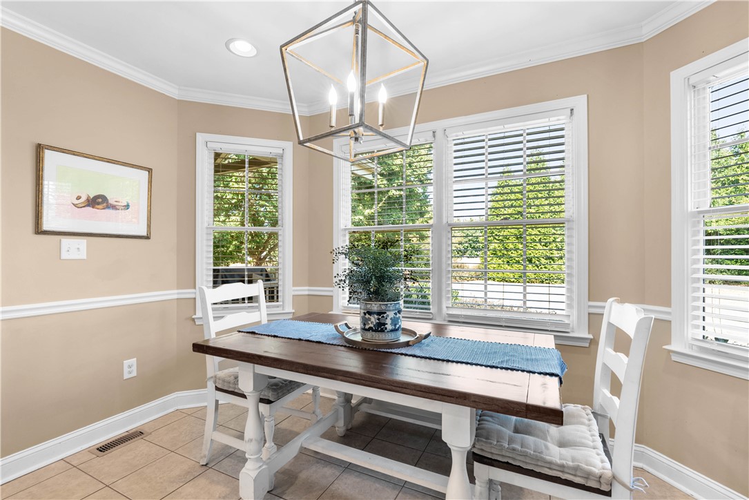 325 Smithfield Drive Anderson, SC 29621 - Photo 16 of 50