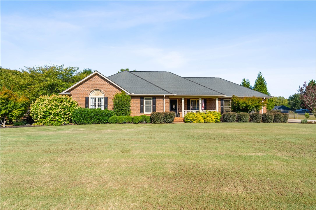 325 Smithfield Drive Anderson, SC 29621 - Photo 2 of 50