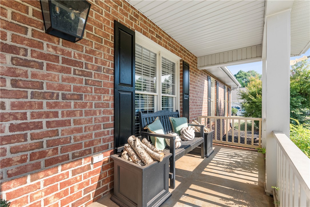 325 Smithfield Drive Anderson, SC 29621 - Photo 5 of 50