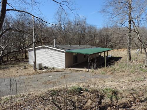 460 Gip Manning Road Clarksville, TN 37042 - Photo 2 of 11 Gallery Image 2