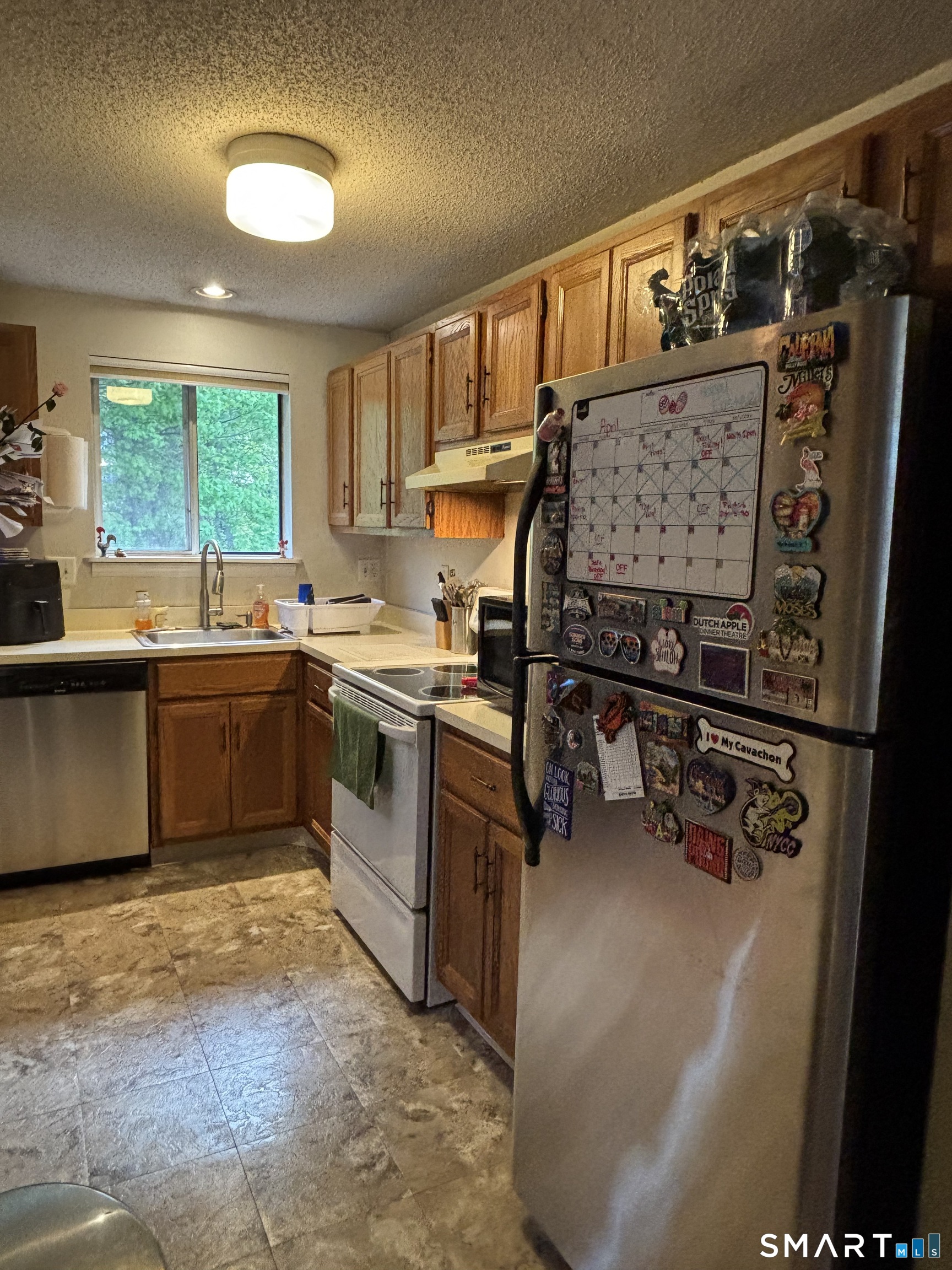 151 Shelter Rock Road, Unit 46 Danbury, CT 06810 - Photo 3 of 35