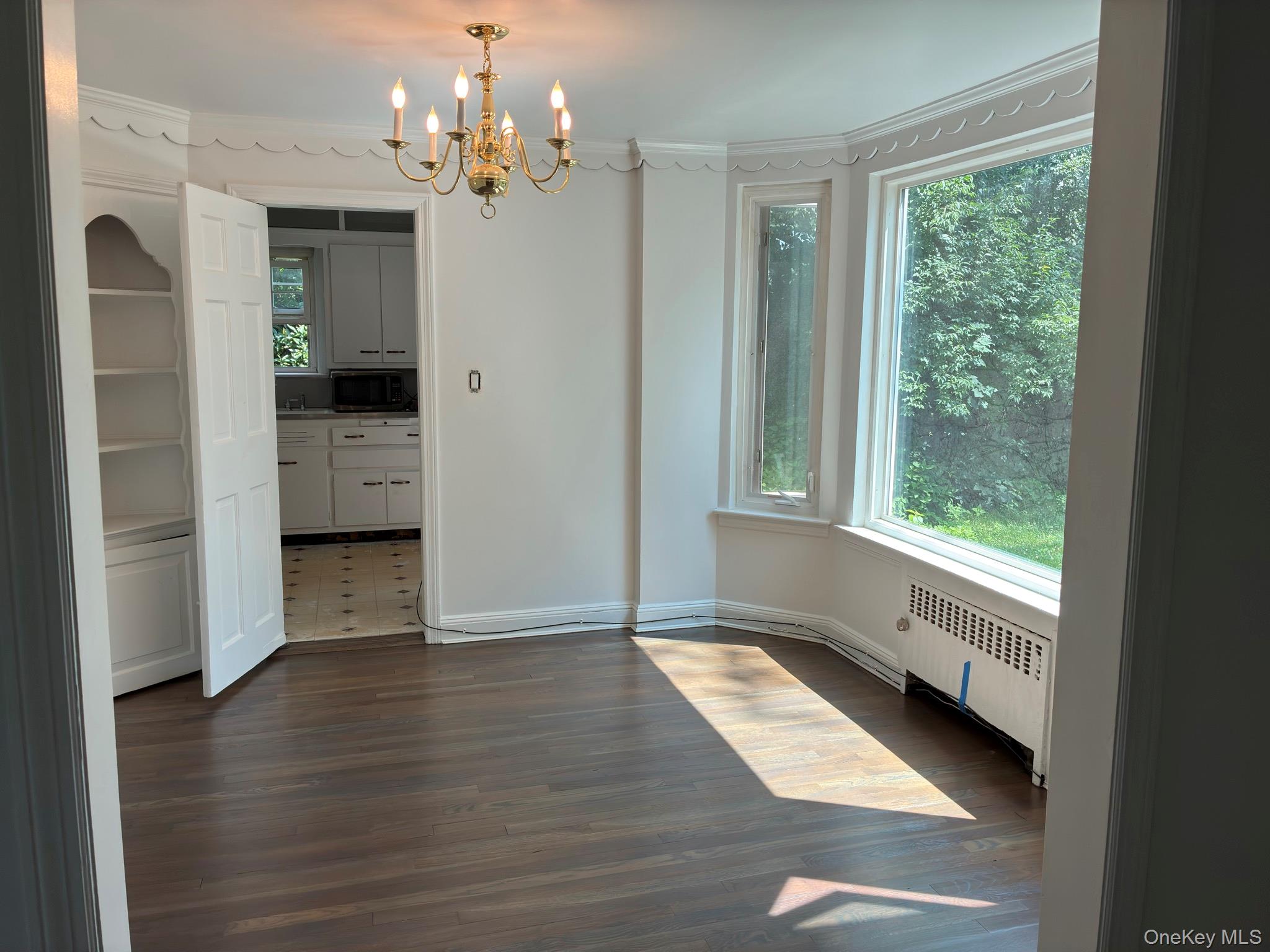 10 Ridge Road Williston Park, NY 11596 - Photo 5 of 26