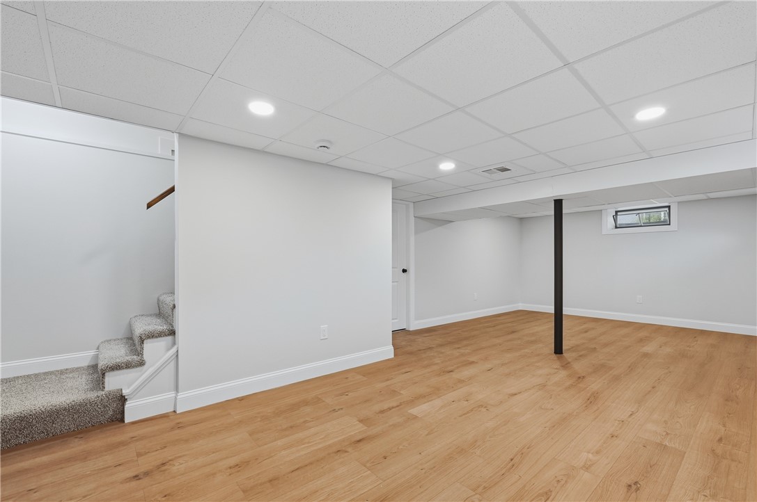 76 Beverly Road East Providence, RI 02915 - Photo 37 of 45