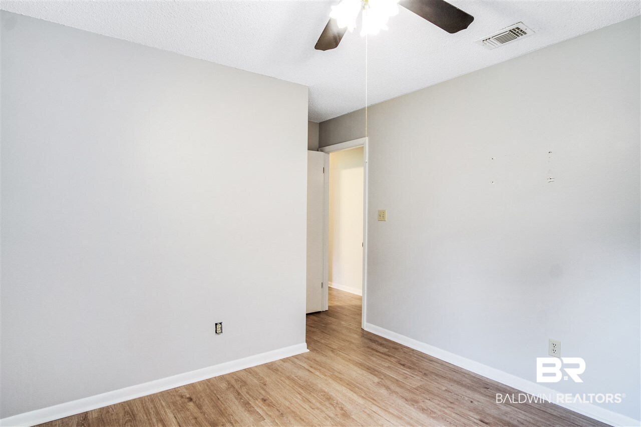 506 South Stuart Street Foley, AL 36535 - Photo 20 of 26
