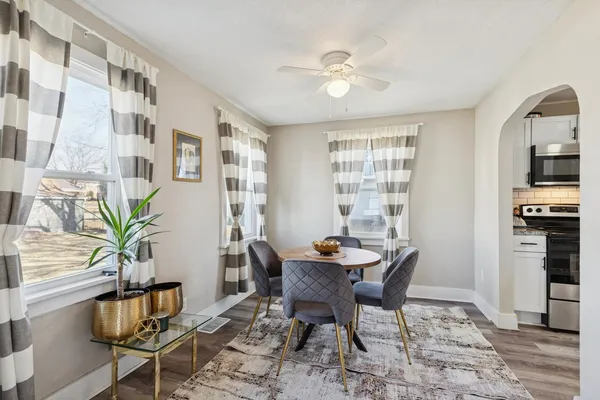 $192,000 | 308 8th Street, De Witt, IA 52742