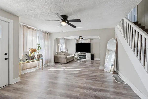 $192,000 | 308 8th Street, De Witt, IA 52742