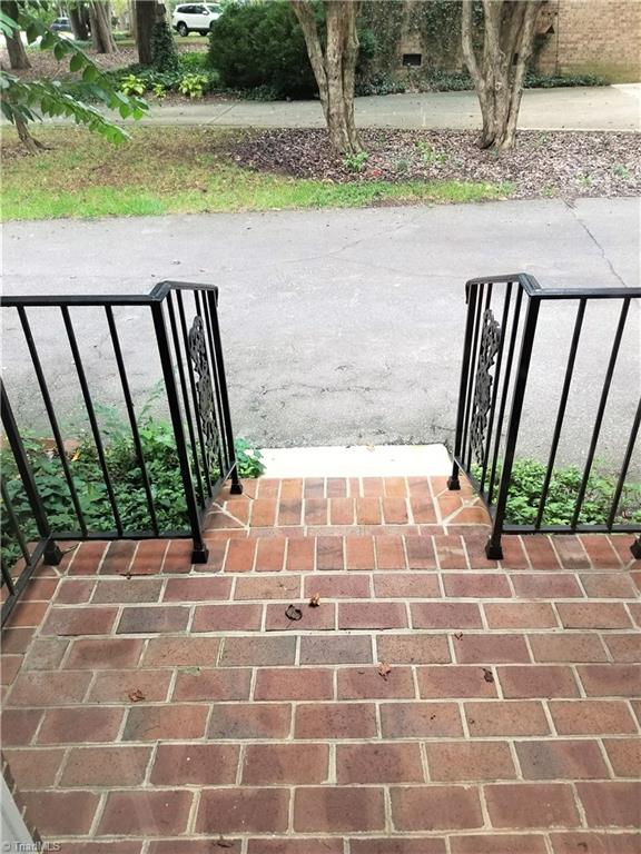 1602 Beechtree Road Greensboro, NC 27408 - Photo 18 of 24 Gallery Image 18