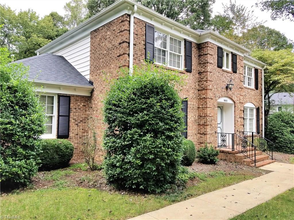 1602 Beechtree Road Greensboro, NC 27408 - Photo 4 of 24 Gallery Image 4