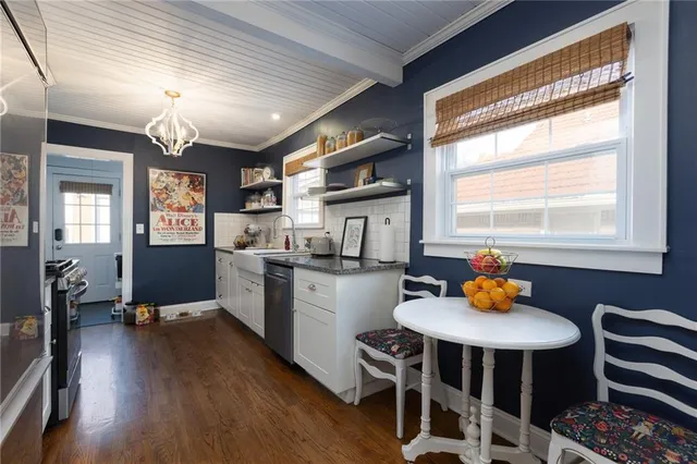 $399,900 | 6404 McGee Street, Kansas City, MO 64113