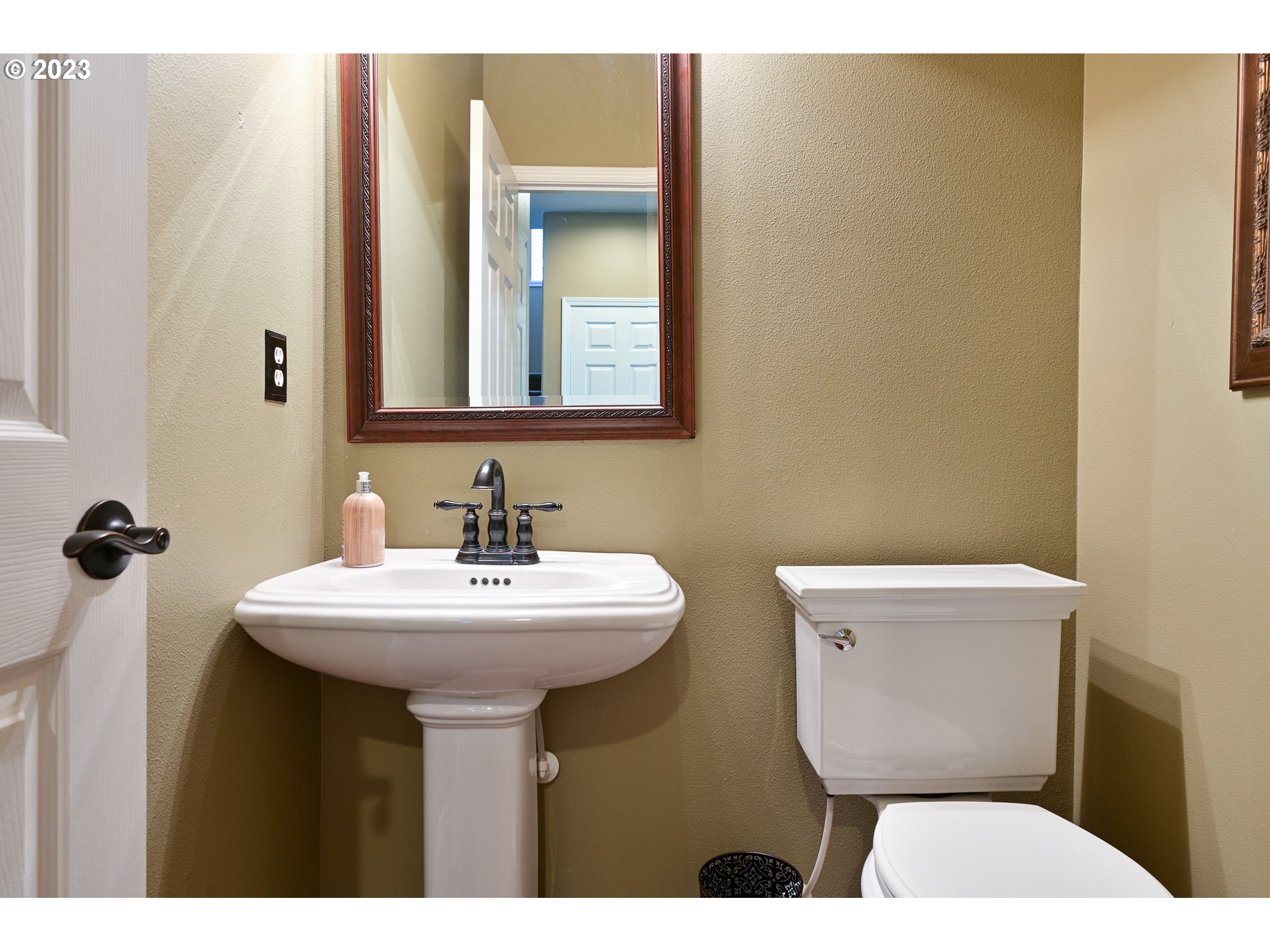 515 Southeast 197th Place Camas, WA 98607 - Photo 21 of 45 Bathroom
