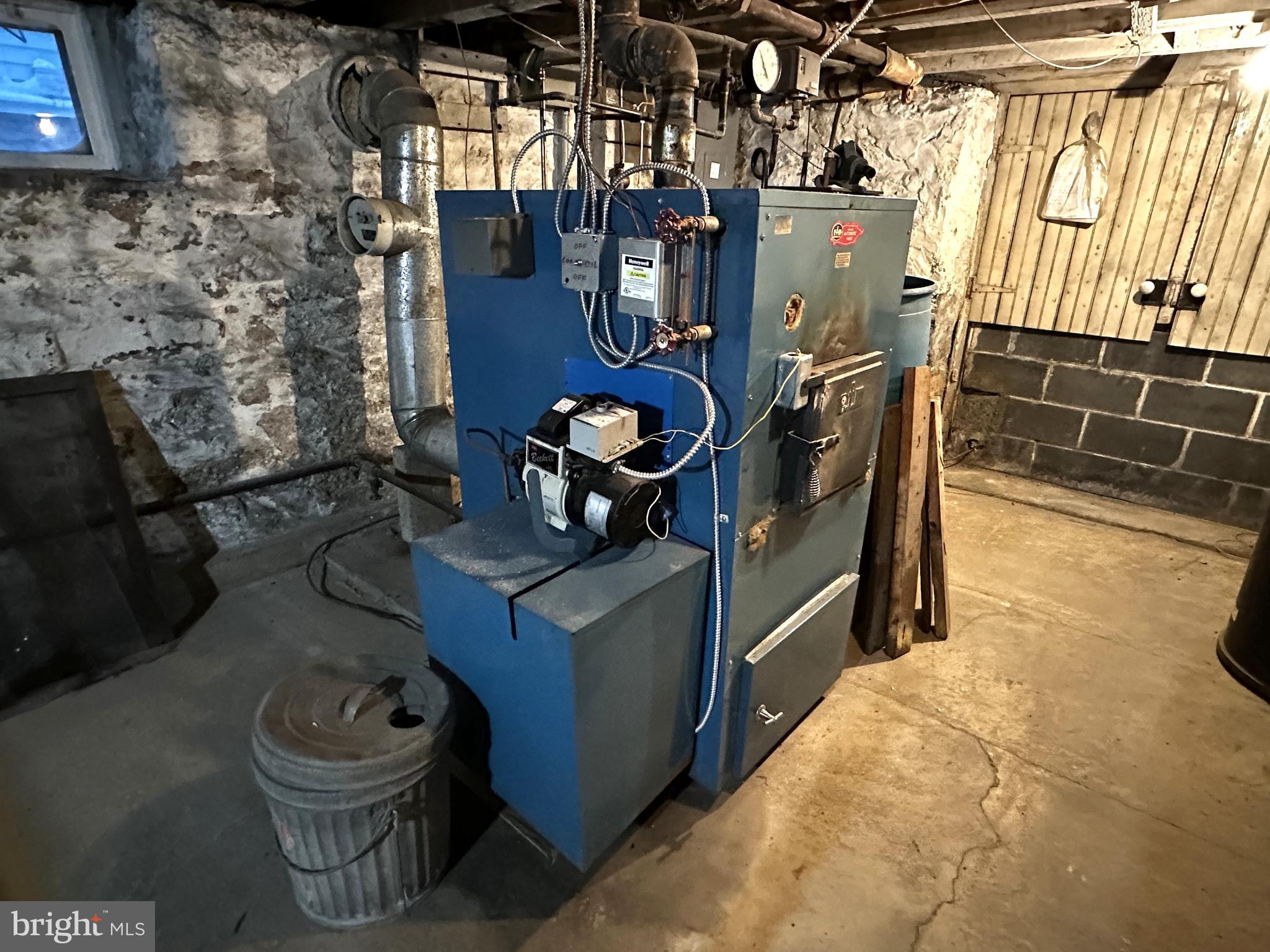 239 East Hazard Street Summit Hill, PA 18250 - Photo 31 of 39