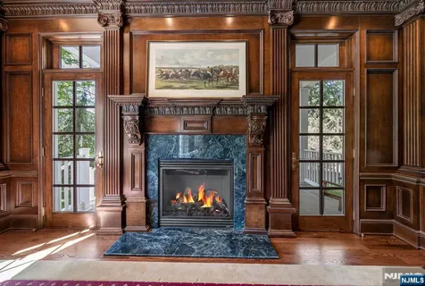 $3,750,000 | 268 Woodside Avenue, Franklin Lakes, NJ 07417