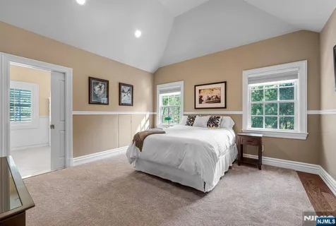 $3,750,000 | 268 Woodside Avenue, Franklin Lakes, NJ 07417