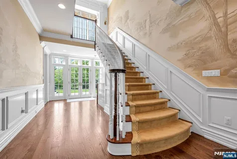 $3,750,000 | 268 Woodside Avenue, Franklin Lakes, NJ 07417