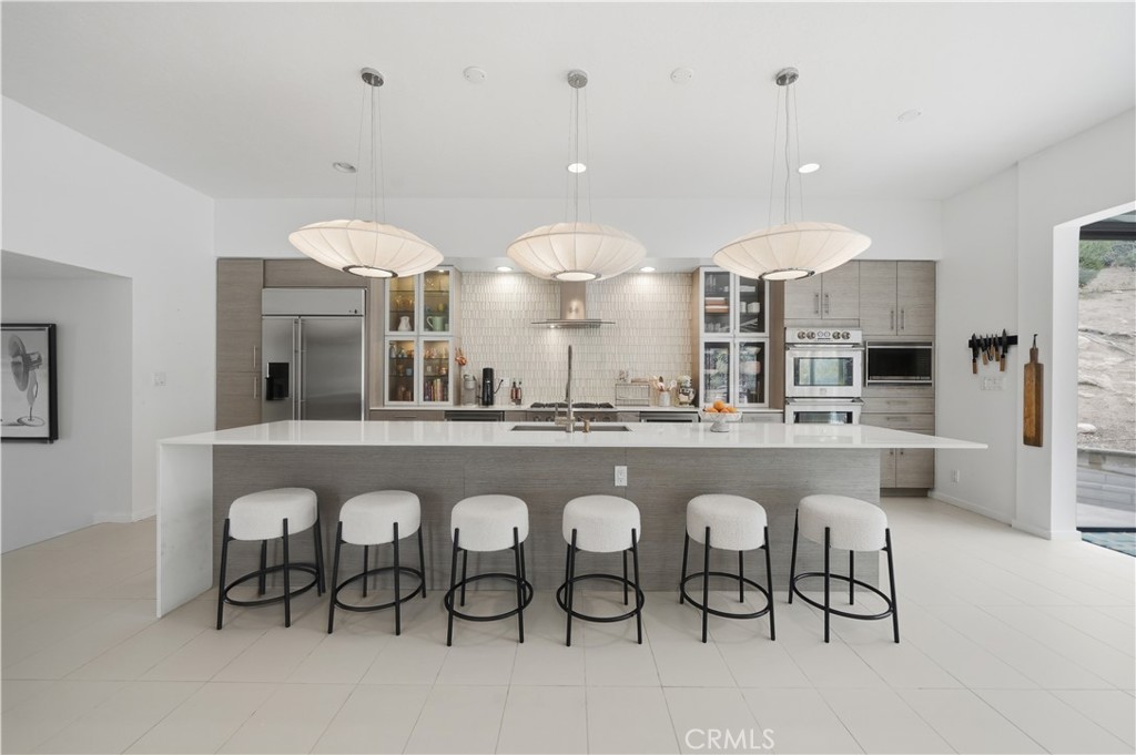 6060 Pachappa Drive Riverside, CA 92506 - Photo 15 of 46 35' Kitchen