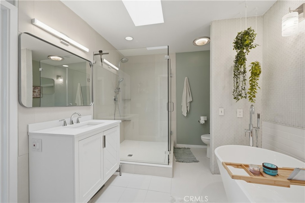 6060 Pachappa Drive Riverside, CA 92506 - Photo 26 of 46 Master bath