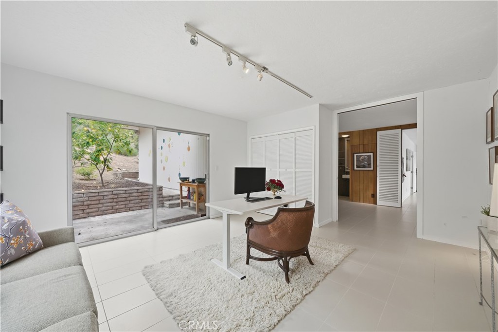 6060 Pachappa Drive Riverside, CA 92506 - Photo 30 of 46 Bedroom 3 with private patio