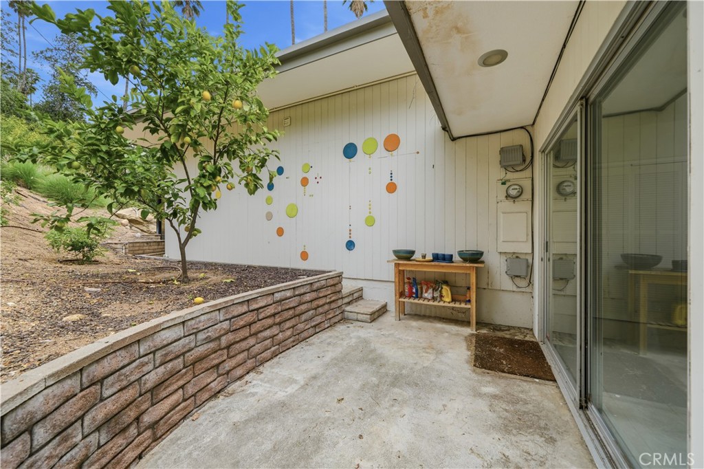 6060 Pachappa Drive Riverside, CA 92506 - Photo 31 of 46 Bedroom 3's private patio