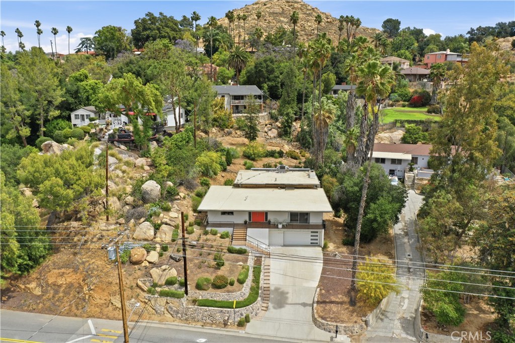 6060 Pachappa Drive Riverside, CA 92506 - Photo 41 of 46 Award-Winning neighborhood