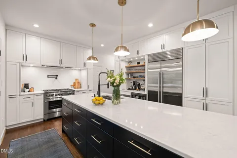 $899,900 | 102 Ormsby Court, Cary, NC 27519