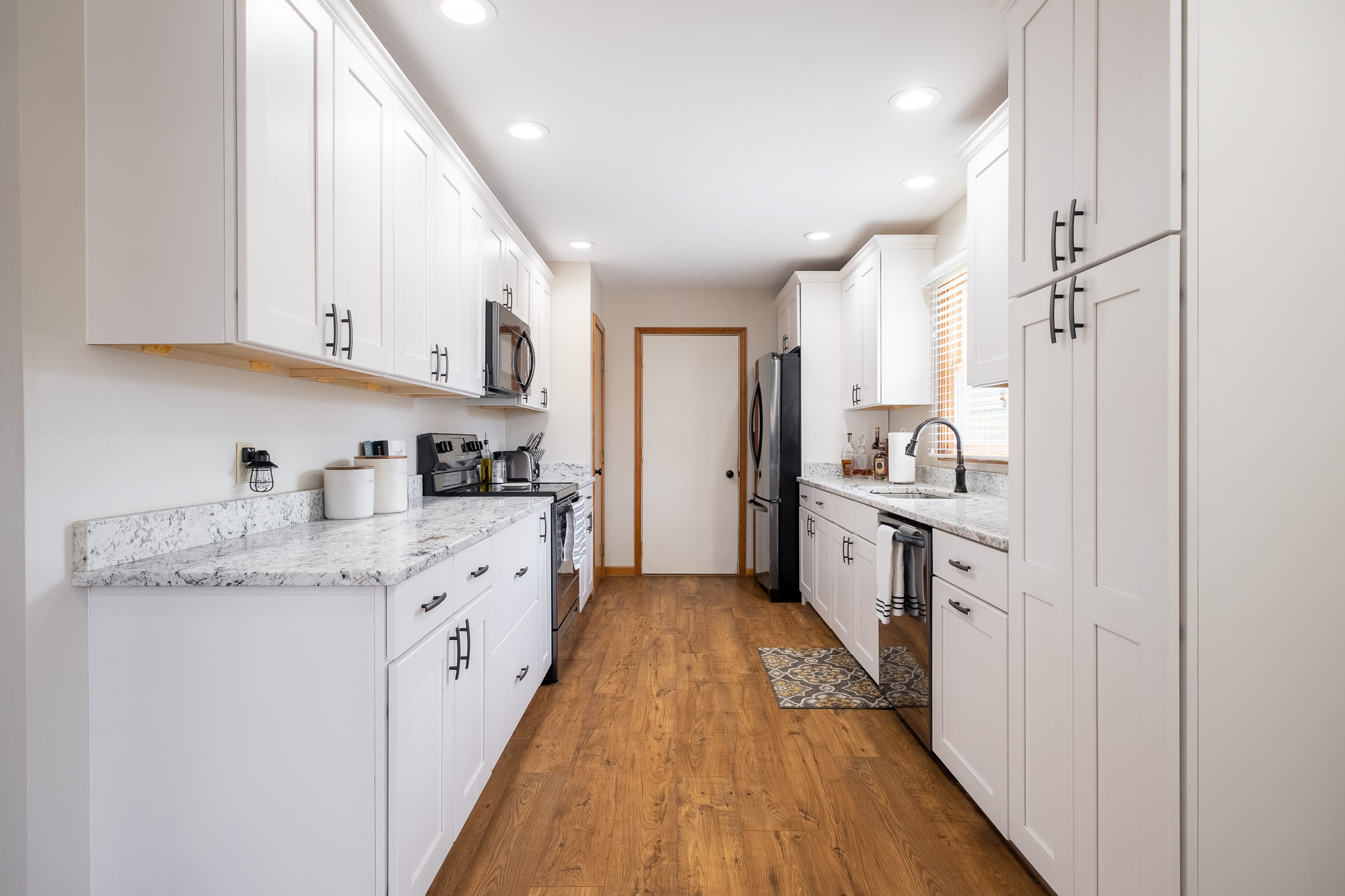 2520 Cedar Ridge Drive Columbus, IN 47203 - Photo 12 of 27