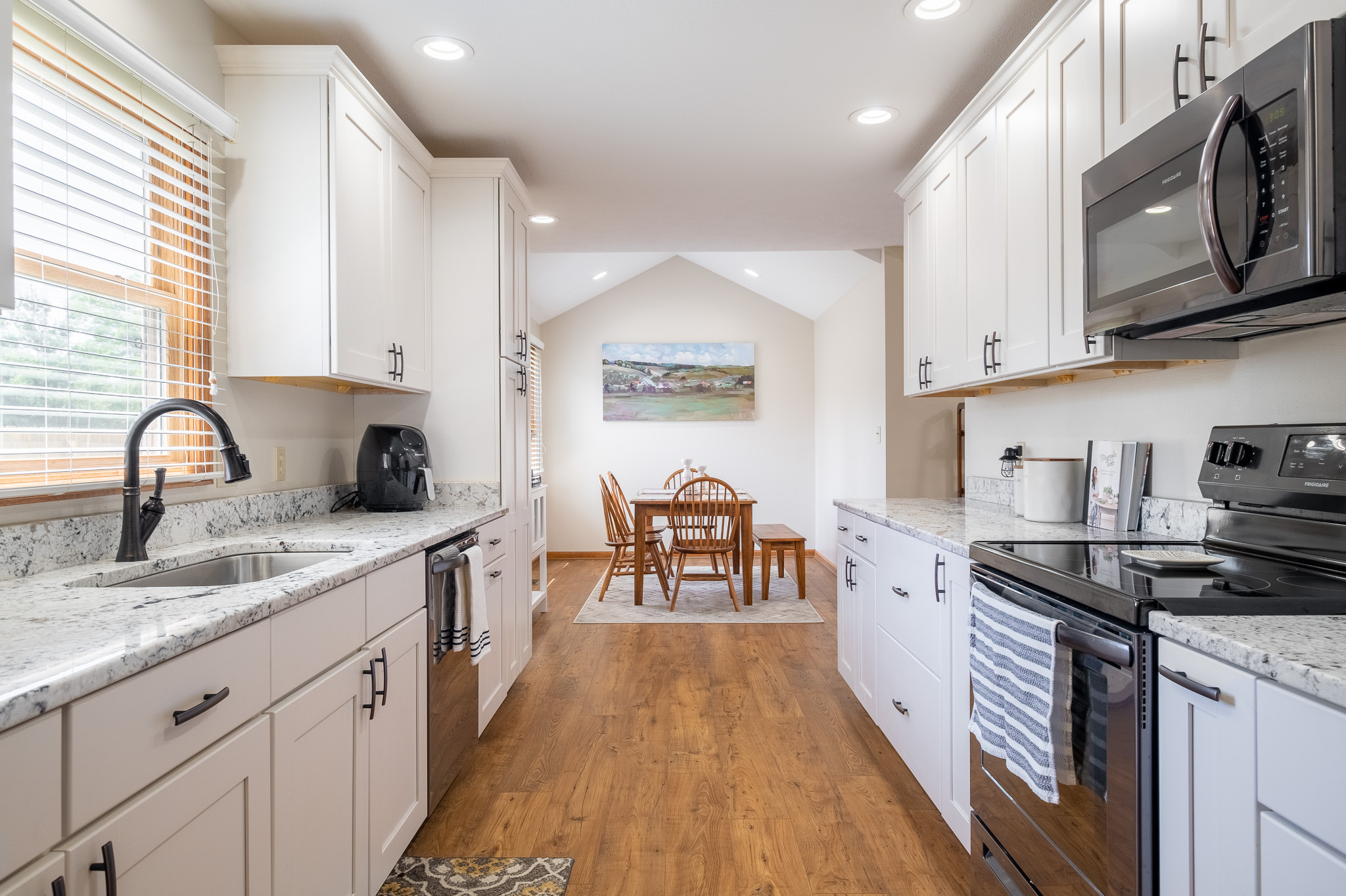 2520 Cedar Ridge Drive Columbus, IN 47203 - Photo 8 of 27