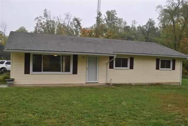 5016 East Stagecoach Road Vincennes, IN 47591 - Photo 1 of 12 Gallery Image 1