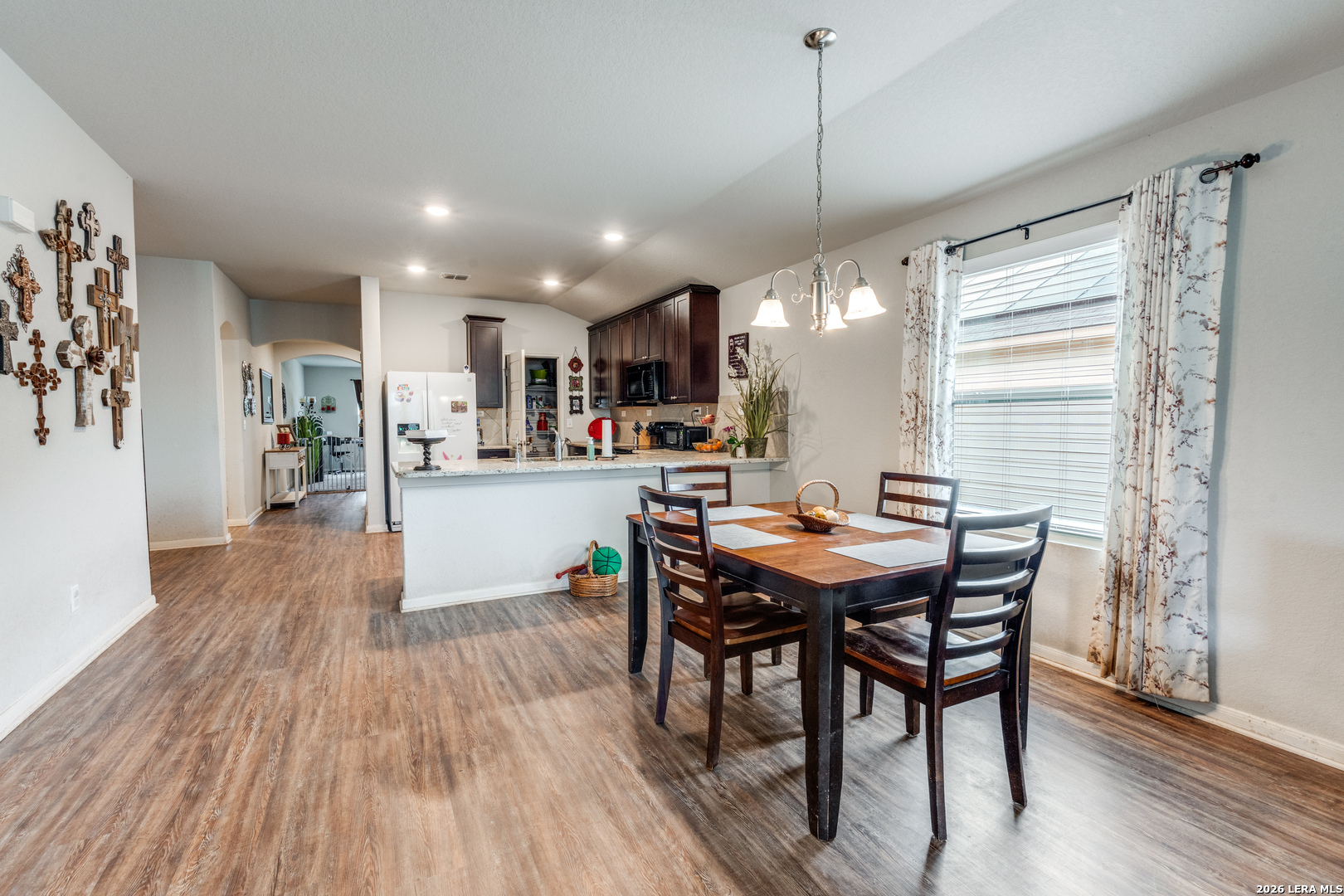 10643 Pablo Way Converse, TX 78109 - Photo 11 of 27