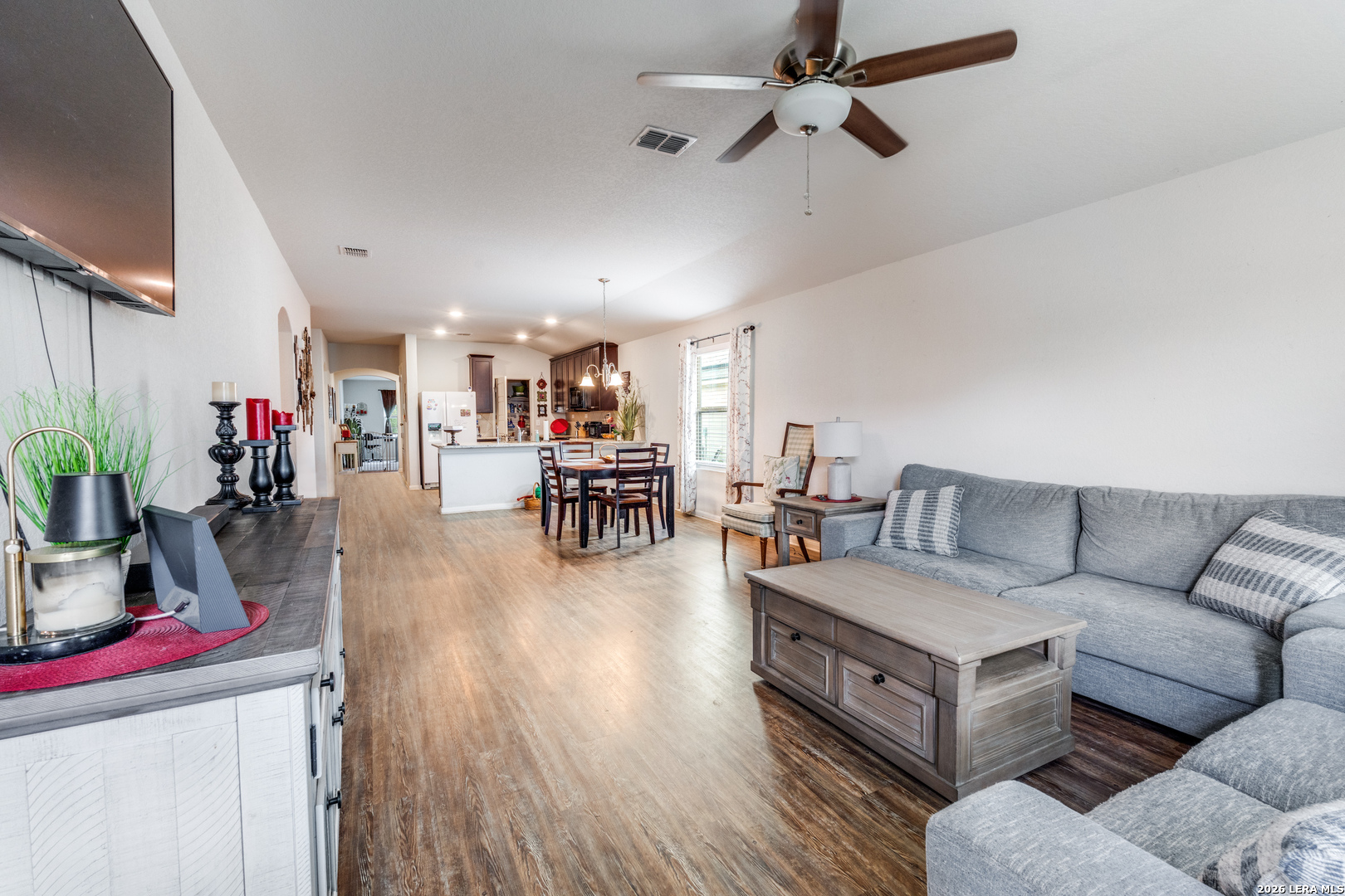 10643 Pablo Way Converse, TX 78109 - Photo 7 of 27