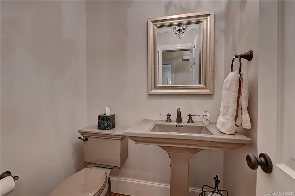 3316 Ferncliff Road Charlotte, NC 28211 - Photo 18 of 34 Gallery Image 18