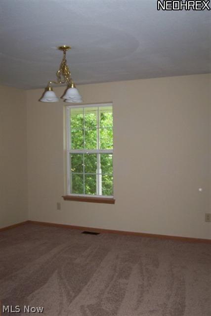 6129 Palmyra Road Southwest Warren, OH 44481 - Photo 5 of 14 din room